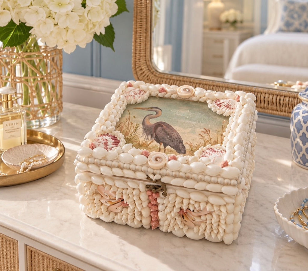 Seashell Heron Box